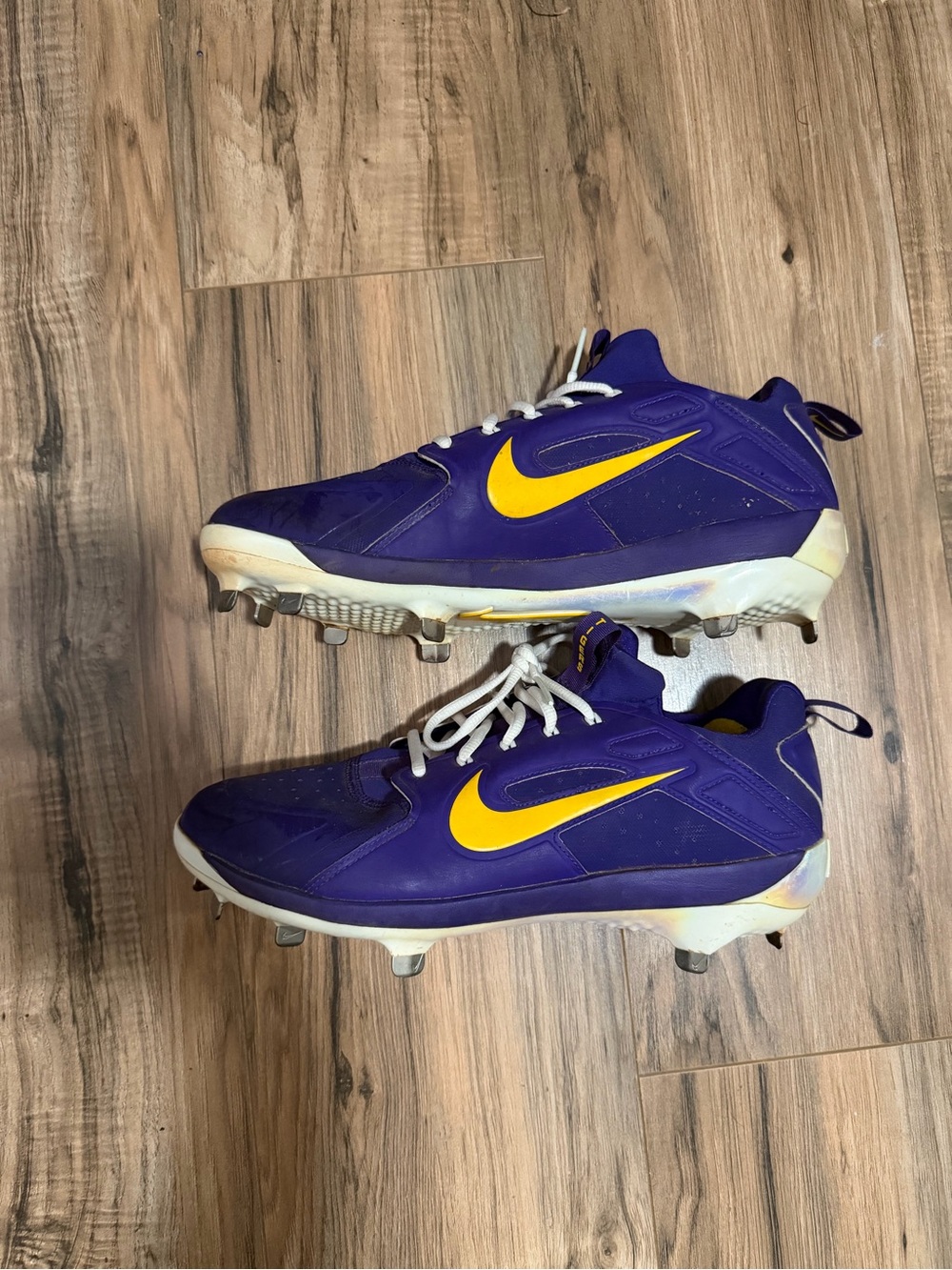 LSU Nike team issued baseball cleats